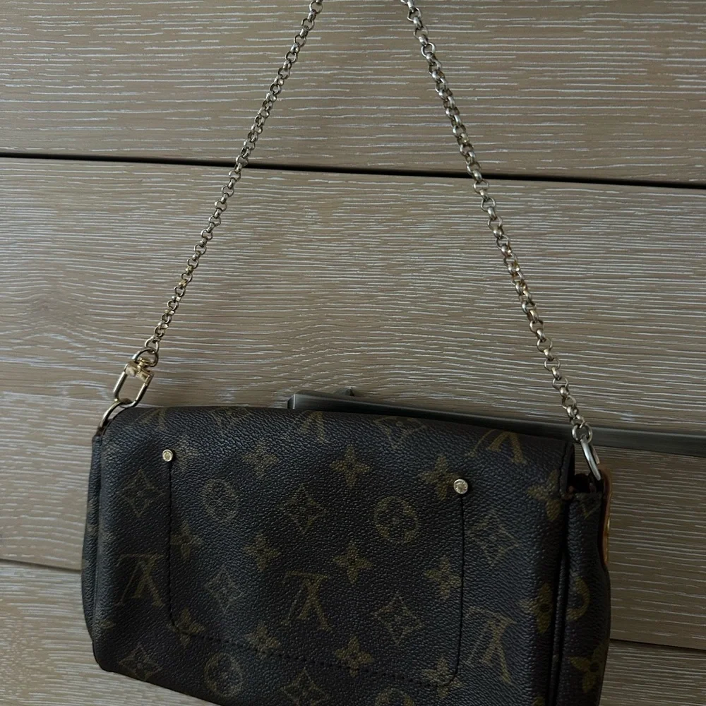 Louis Vuitton louis vuitton